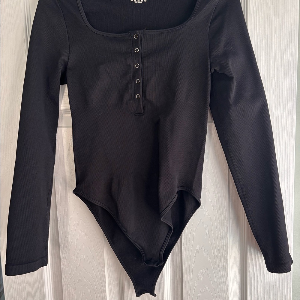 Black Long Sleeve Bodysuit Snap Front L